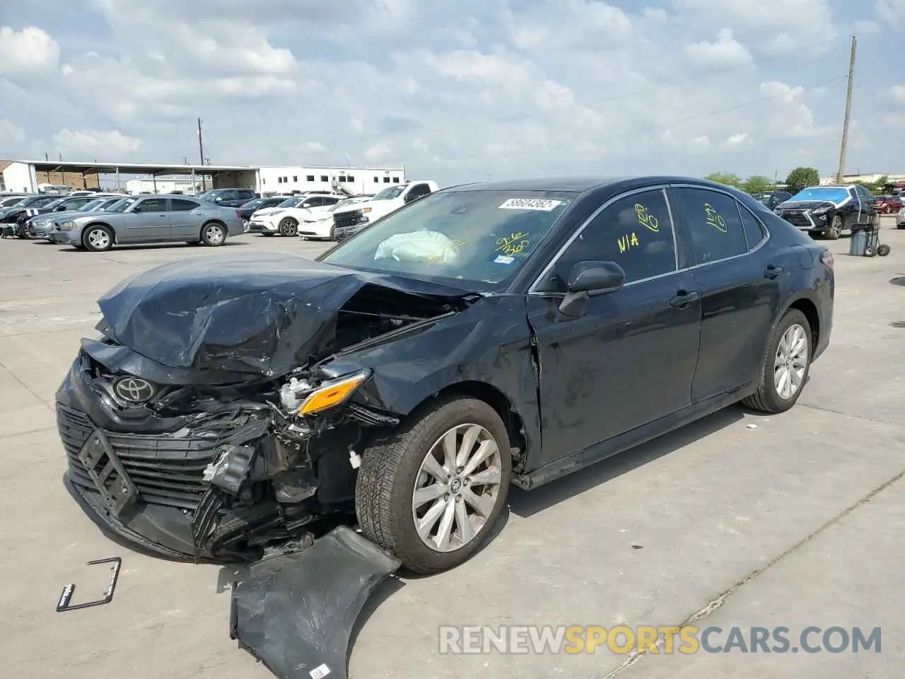 2 fotografías del automóvil dañado 4T1B11HK4KU268980 TOYOTA CAMRY 2019
