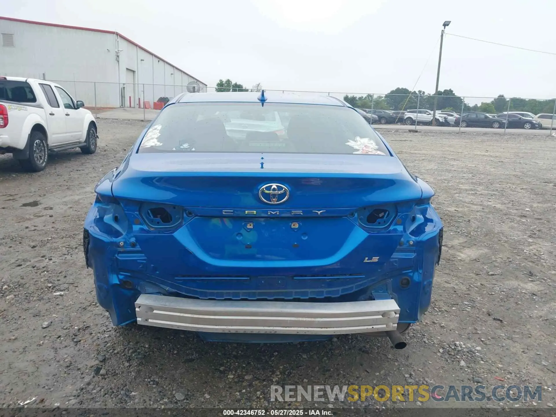 17 fotografías del automóvil dañado 4T1B11HK4KU270650 TOYOTA CAMRY 2019