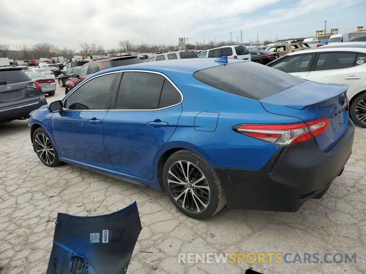 2 fotografías del automóvil dañado 4T1B11HK4KU271619 TOYOTA CAMRY 2019