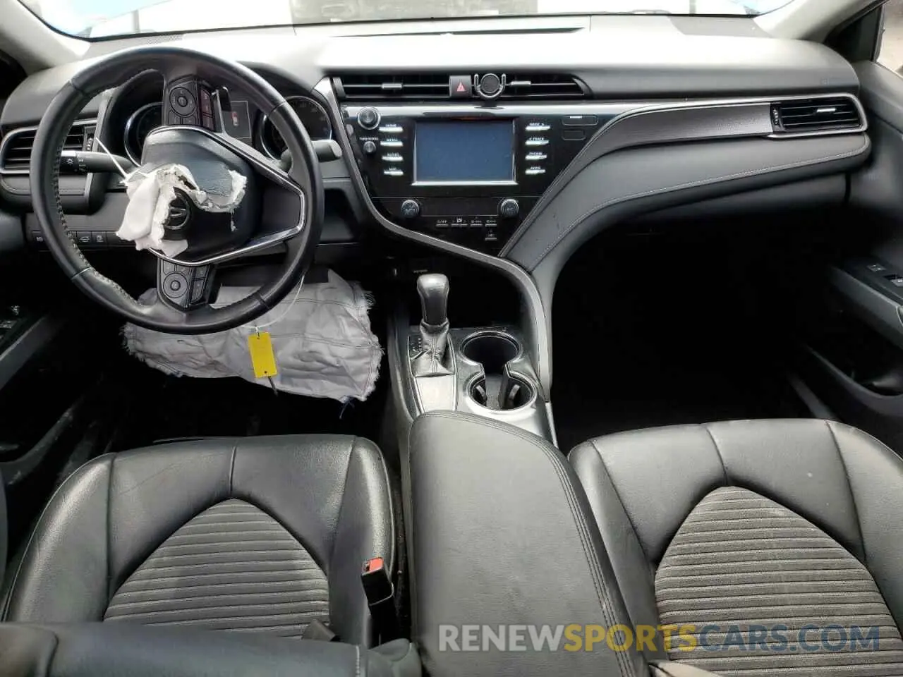 8 fotografías del automóvil dañado 4T1B11HK4KU271619 TOYOTA CAMRY 2019