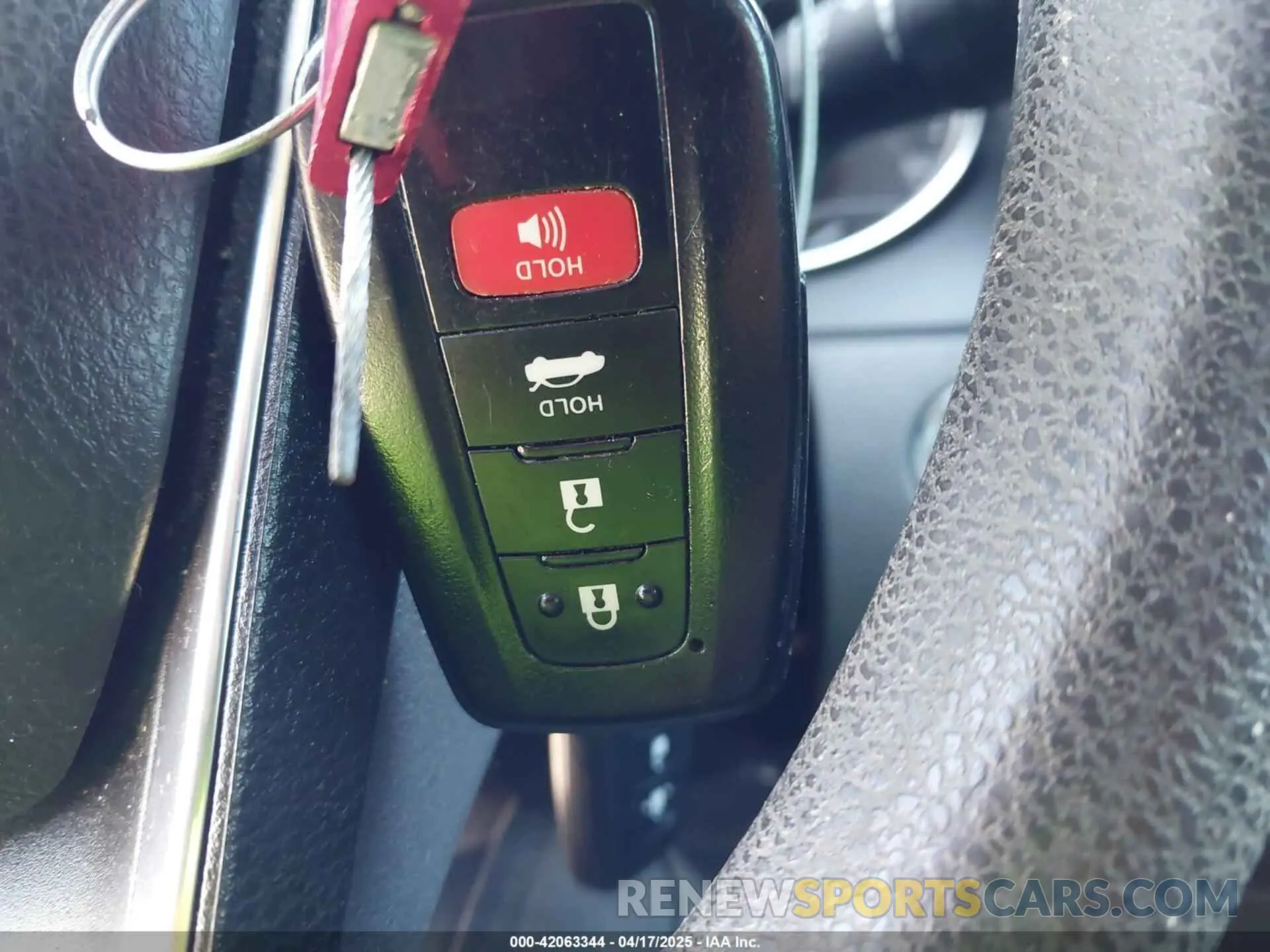 11 fotografías del automóvil dañado 4T1B11HK4KU286959 TOYOTA CAMRY 2019