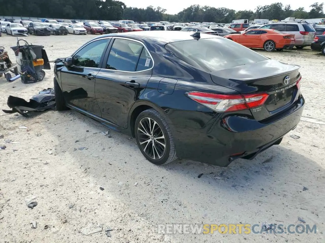 3 fotografías del automóvil dañado 4T1B11HK4KU688819 TOYOTA CAMRY 2019