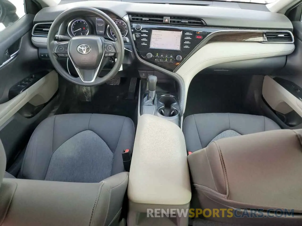 8 fotografías del automóvil dañado 4T1B11HK4KU704033 TOYOTA CAMRY 2019