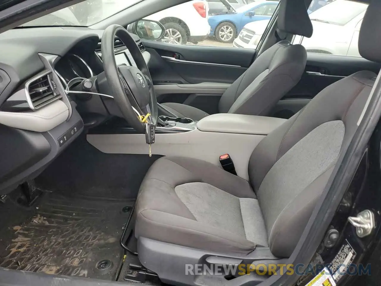 7 fotografías del automóvil dañado 4T1B11HK4KU719079 TOYOTA CAMRY 2019