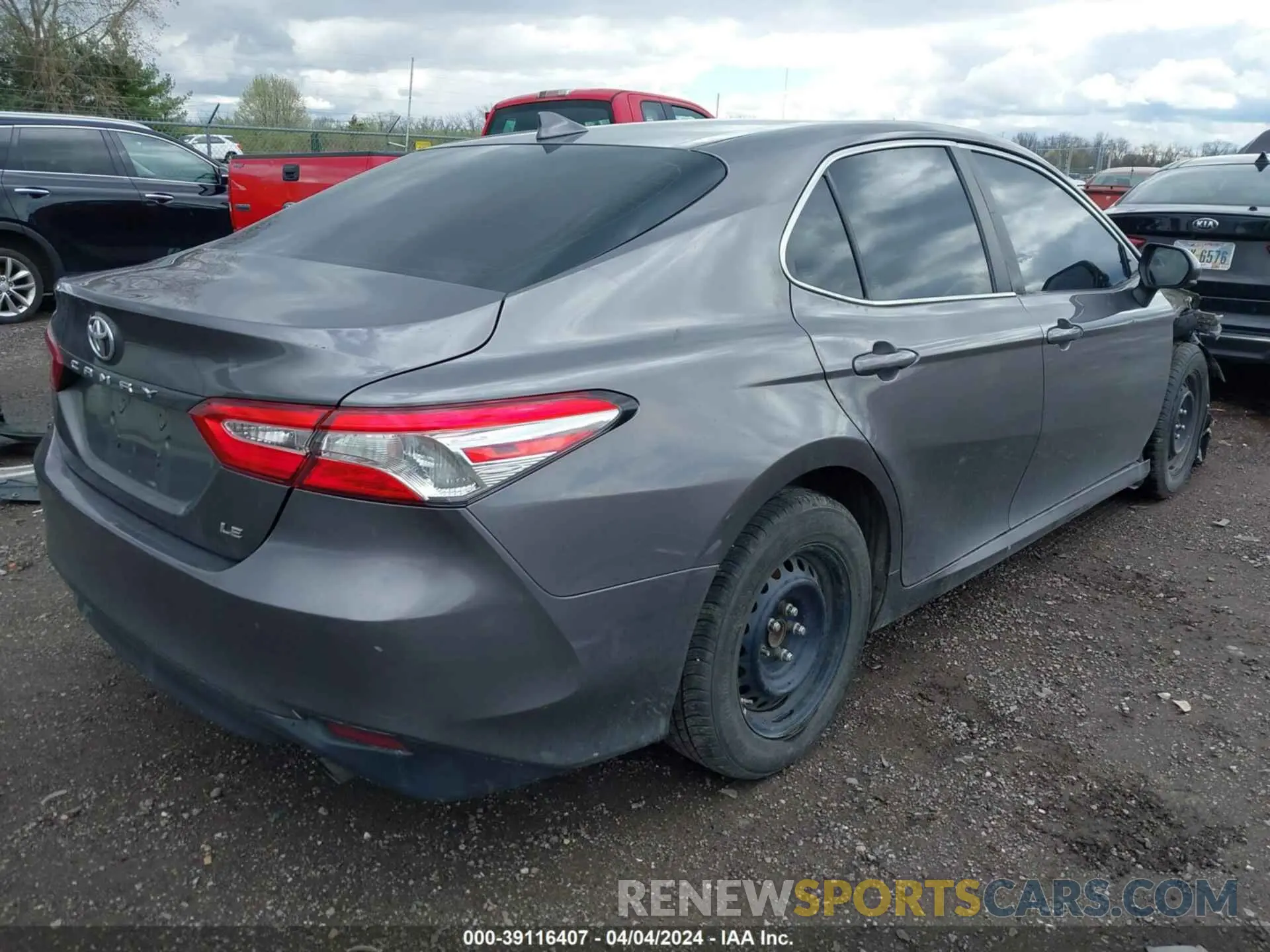 4 fotografías del automóvil dañado 4T1B11HK4KU720765 TOYOTA CAMRY 2019