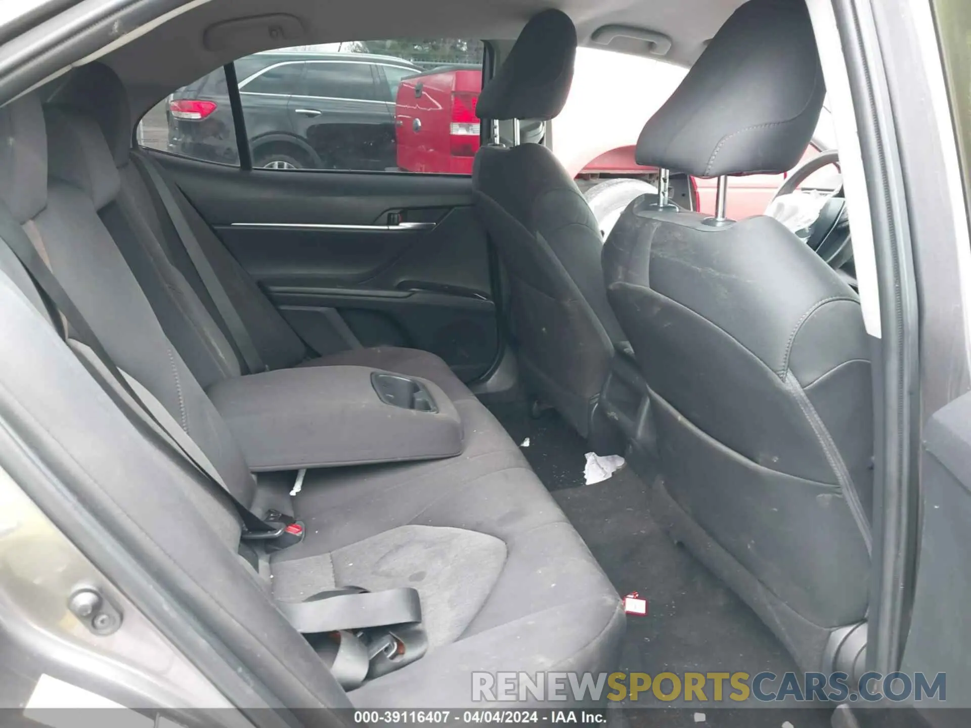 8 fotografías del automóvil dañado 4T1B11HK4KU720765 TOYOTA CAMRY 2019