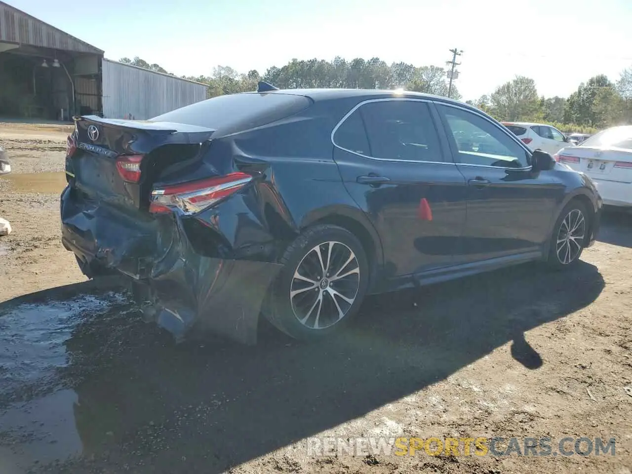 3 fotografías del automóvil dañado 4T1B11HK4KU721088 TOYOTA CAMRY 2019