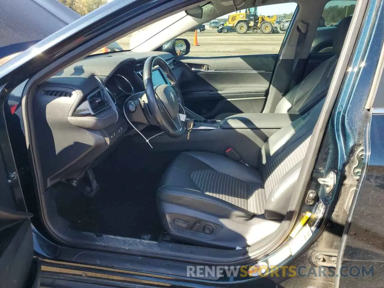 7 fotografías del automóvil dañado 4T1B11HK4KU721088 TOYOTA CAMRY 2019