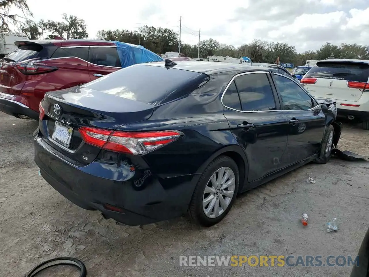 3 fotografías del automóvil dañado 4T1B11HK4KU725545 TOYOTA CAMRY 2019