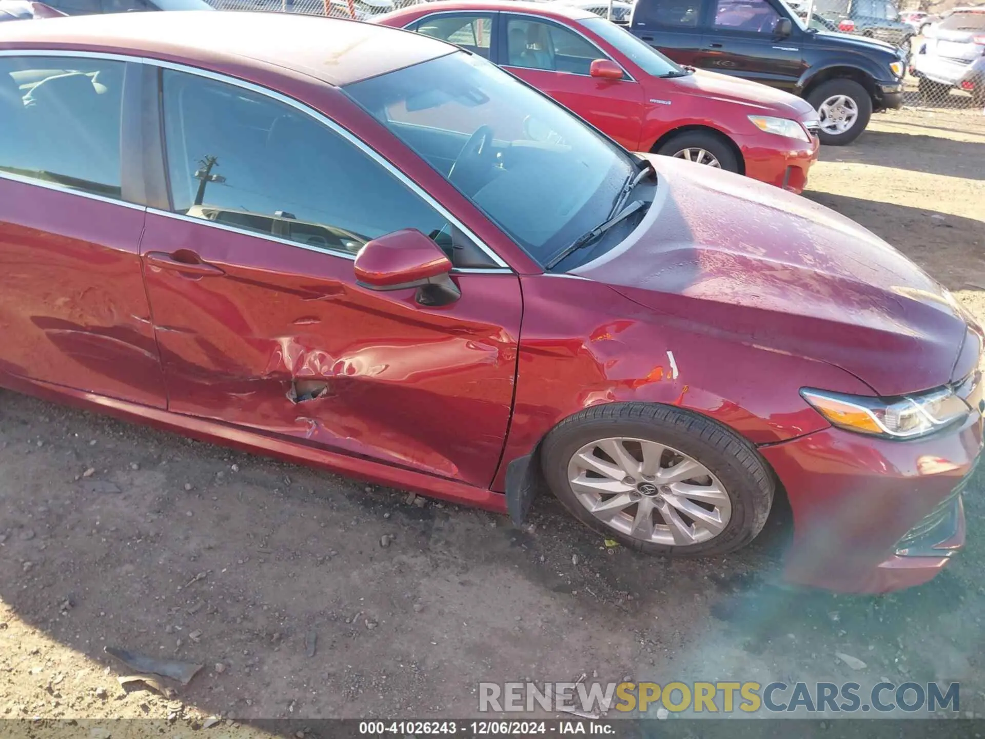 6 fotografías del automóvil dañado 4T1B11HK4KU732804 TOYOTA CAMRY 2019