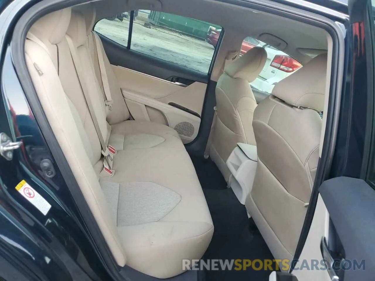 10 fotografías del automóvil dañado 4T1B11HK4KU733290 TOYOTA CAMRY 2019