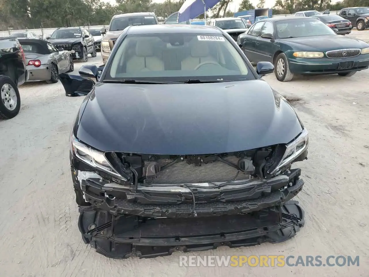 5 fotografías del automóvil dañado 4T1B11HK4KU733290 TOYOTA CAMRY 2019