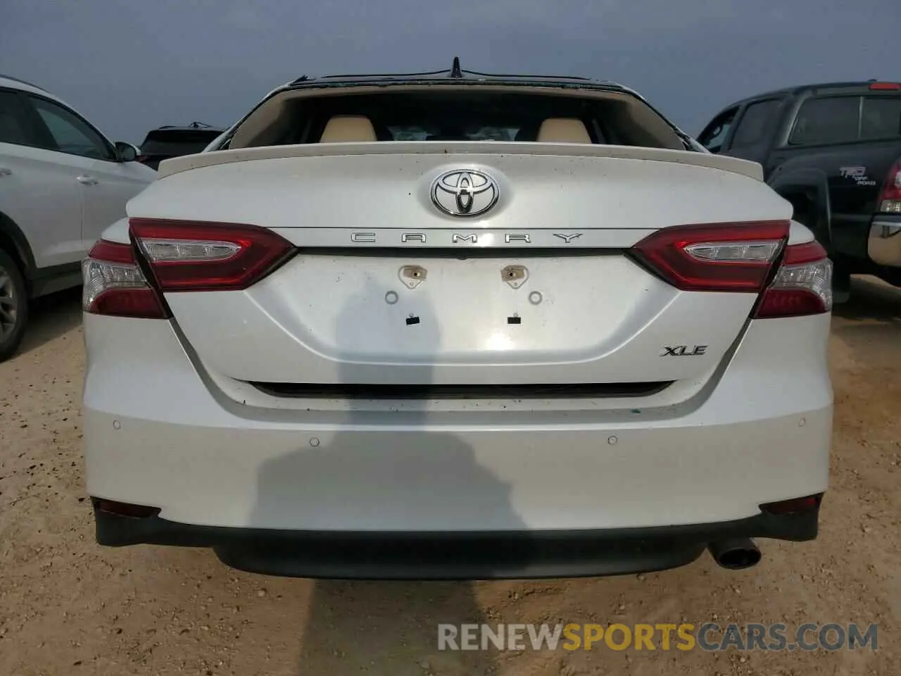 6 fotografías del automóvil dañado 4T1B11HK4KU745357 TOYOTA CAMRY 2019