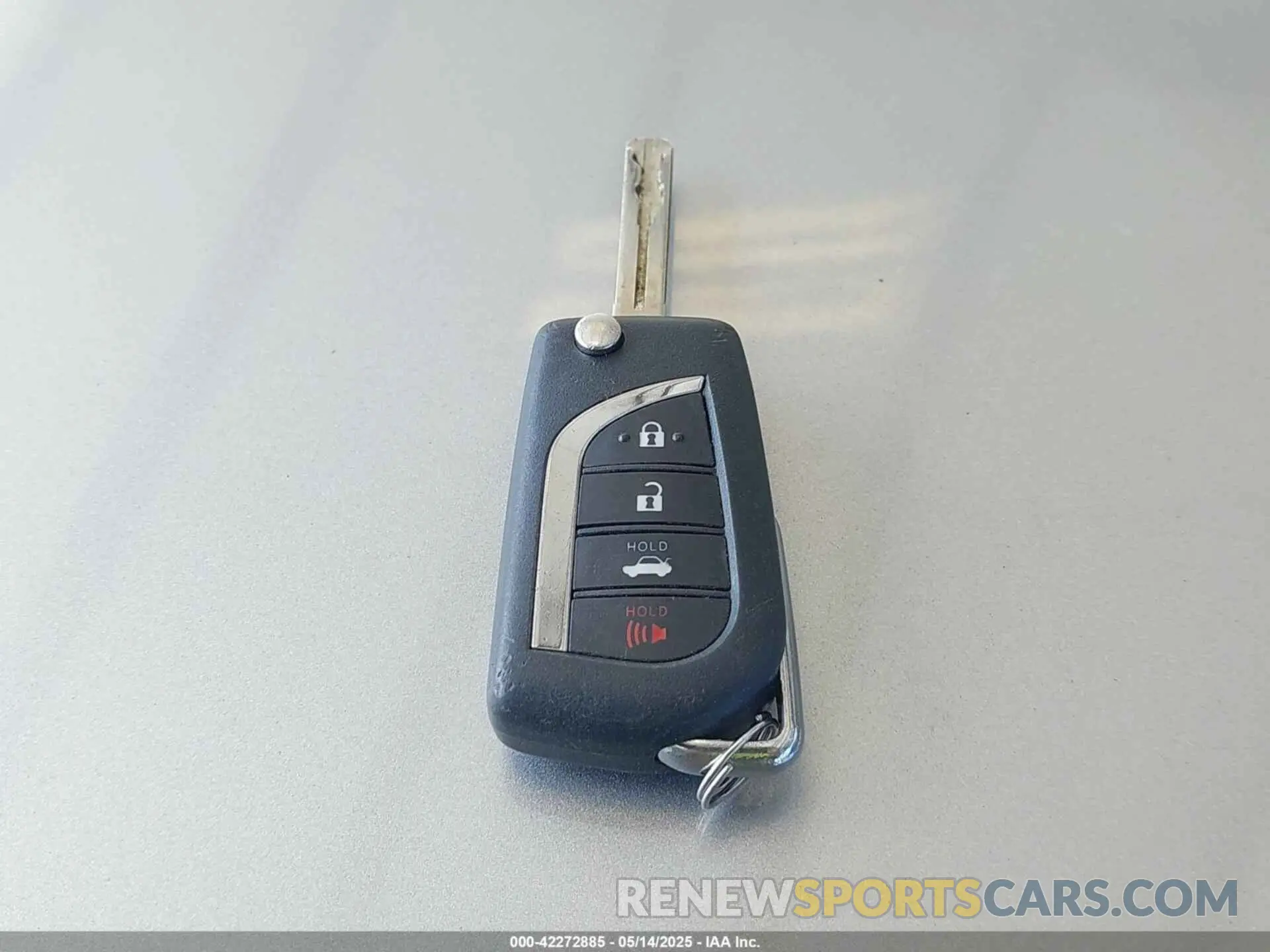 11 fotografías del automóvil dañado 4T1B11HK4KU749358 TOYOTA CAMRY 2019