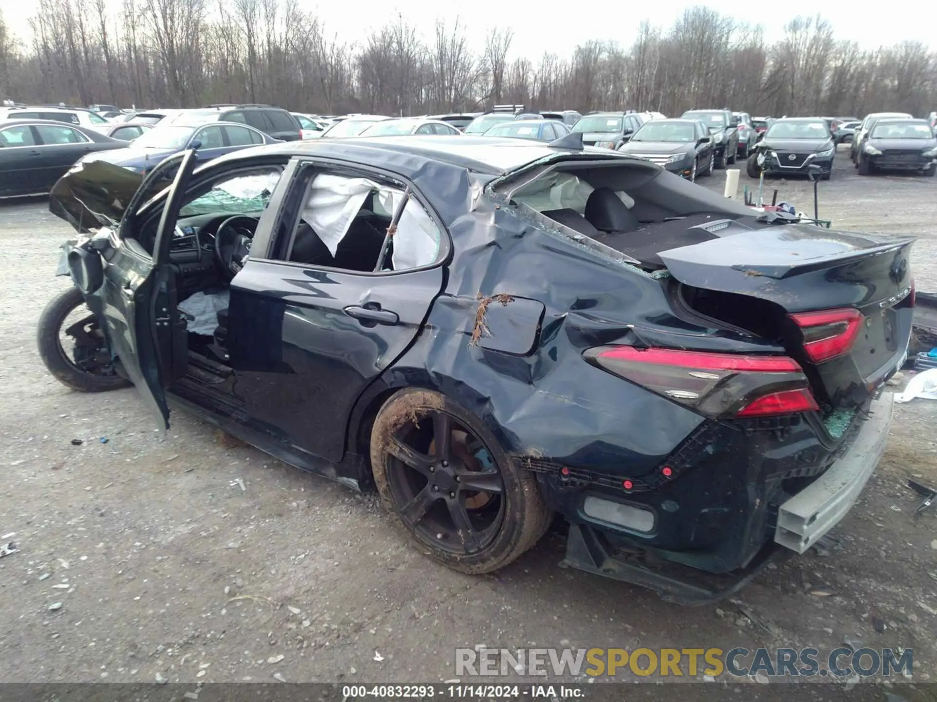 3 fotografías del automóvil dañado 4T1B11HK4KU760456 TOYOTA CAMRY 2019