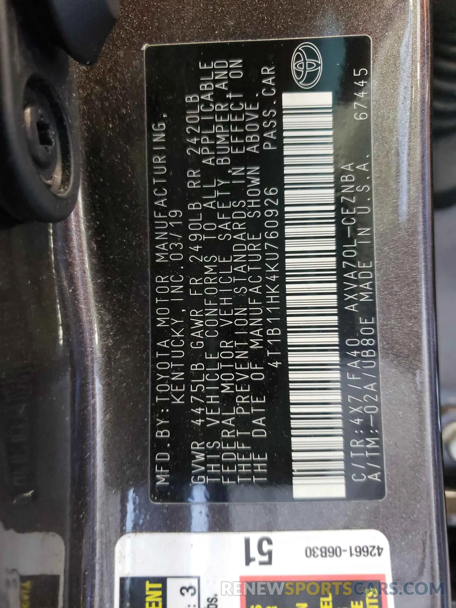 10 fotografías del automóvil dañado 4T1B11HK4KU760926 TOYOTA CAMRY 2019