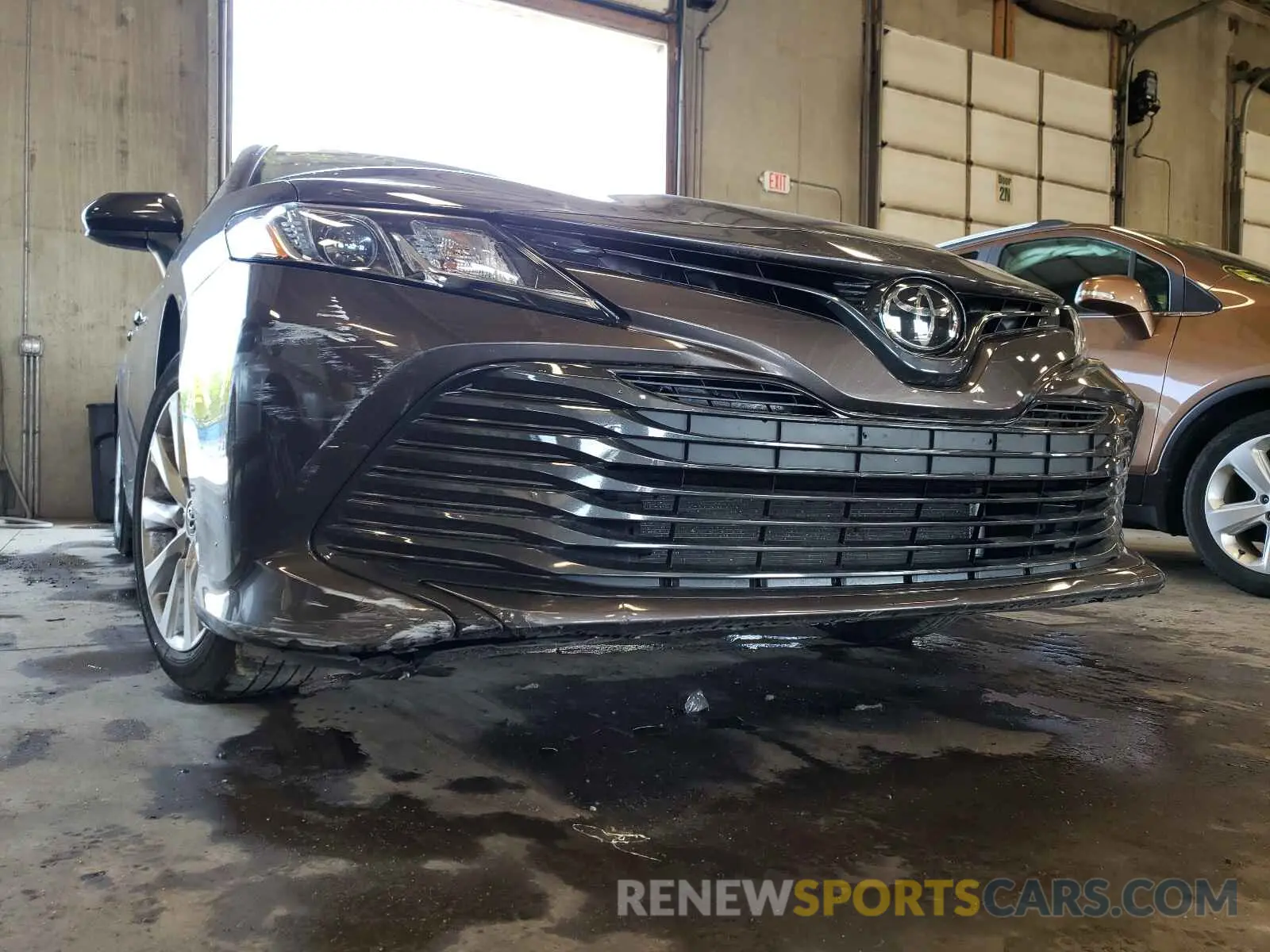 9 fotografías del automóvil dañado 4T1B11HK4KU760926 TOYOTA CAMRY 2019