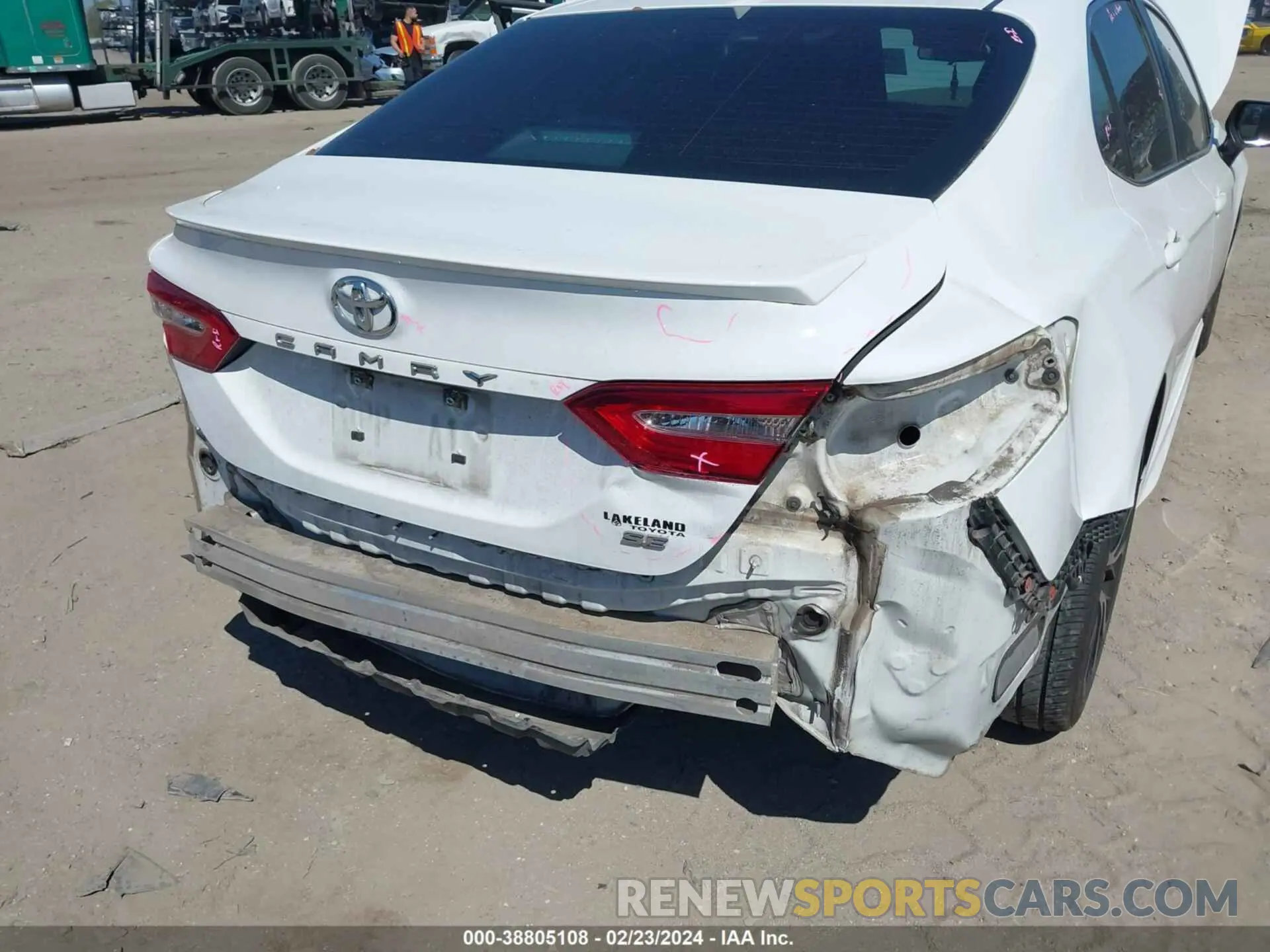 6 fotografías del automóvil dañado 4T1B11HK4KU765141 TOYOTA CAMRY 2019