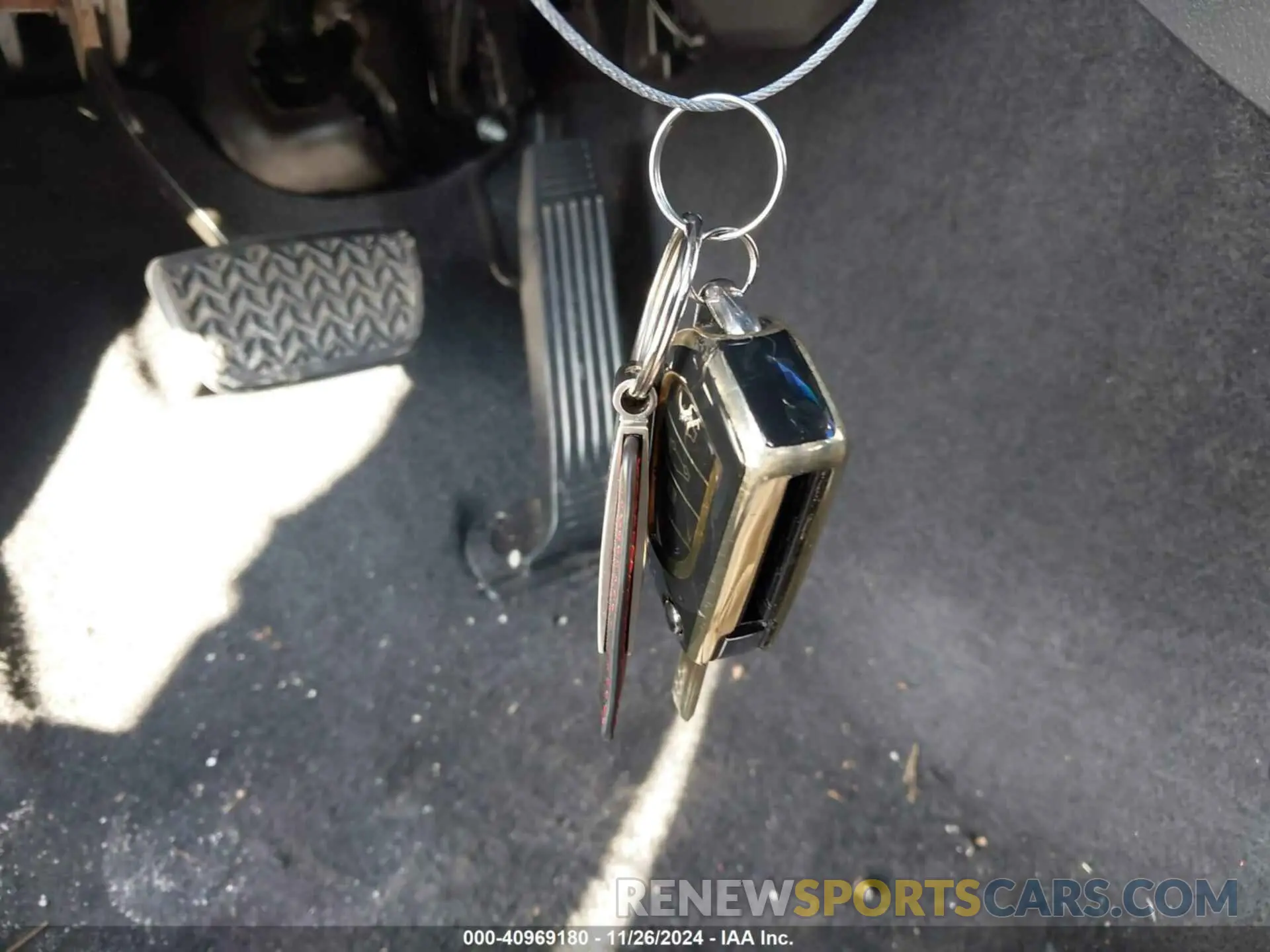 11 fotografías del automóvil dañado 4T1B11HK4KU780772 TOYOTA CAMRY 2019