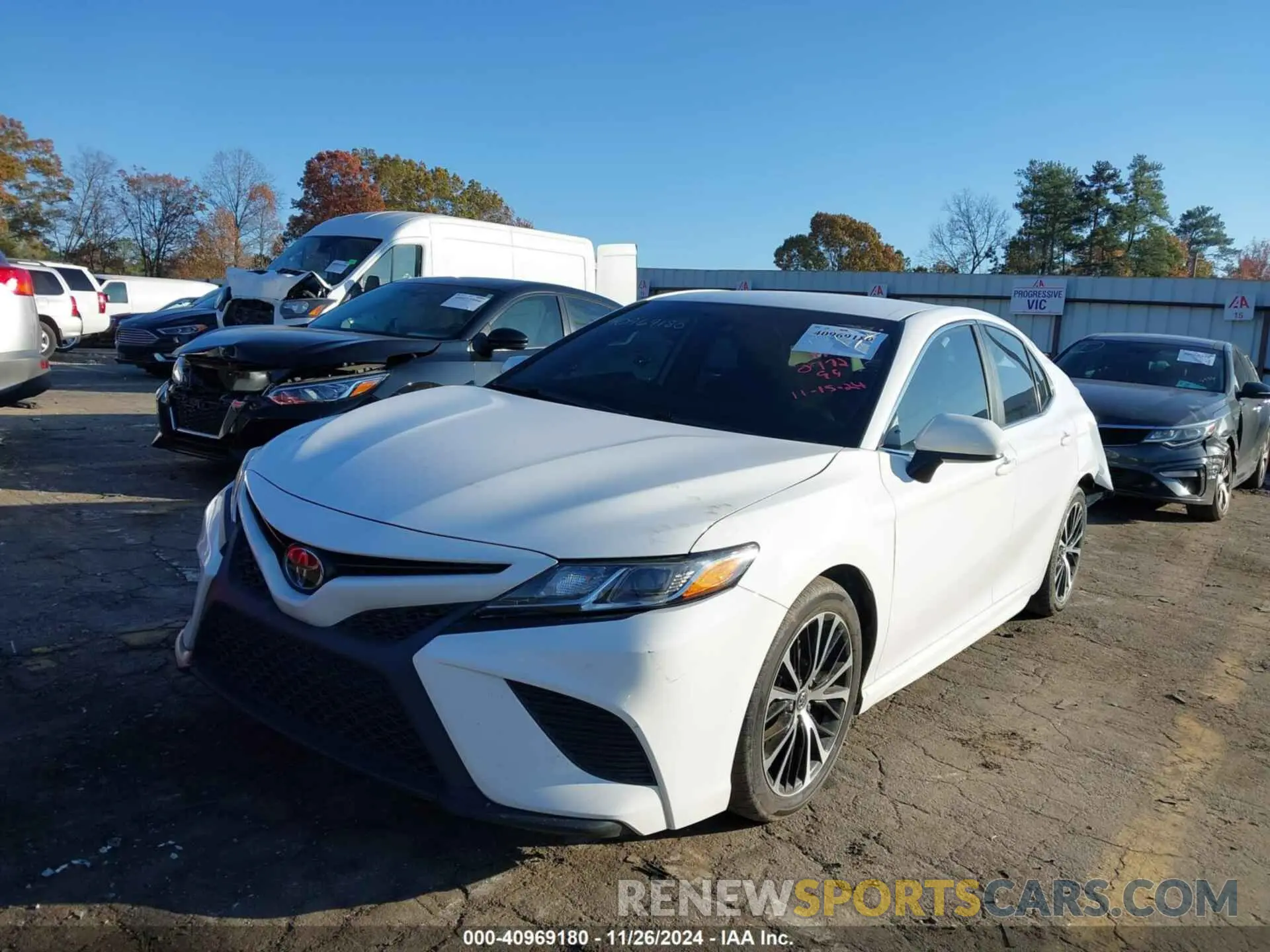 2 fotografías del automóvil dañado 4T1B11HK4KU780772 TOYOTA CAMRY 2019