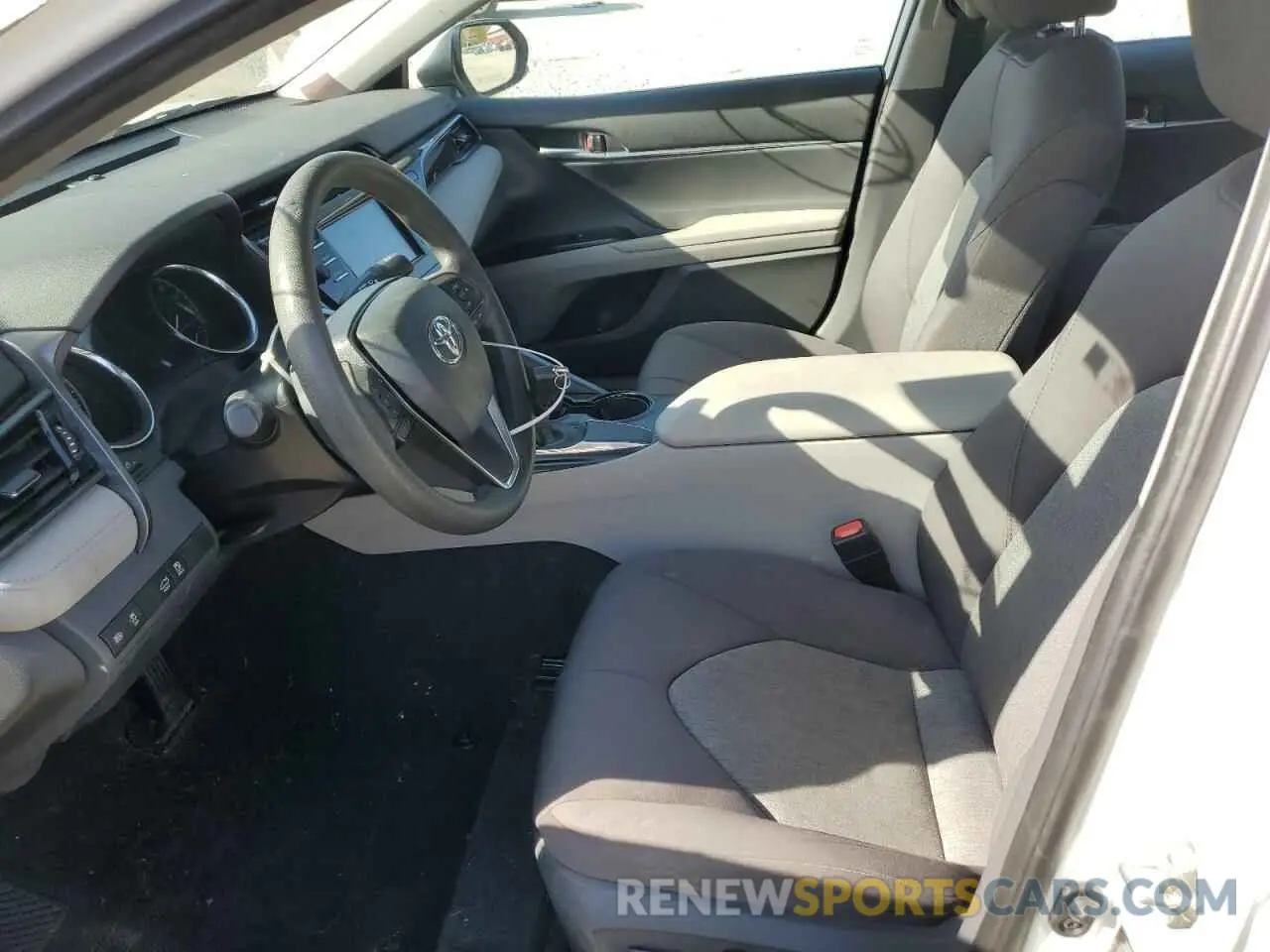 7 fotografías del automóvil dañado 4T1B11HK4KU780934 TOYOTA CAMRY 2019