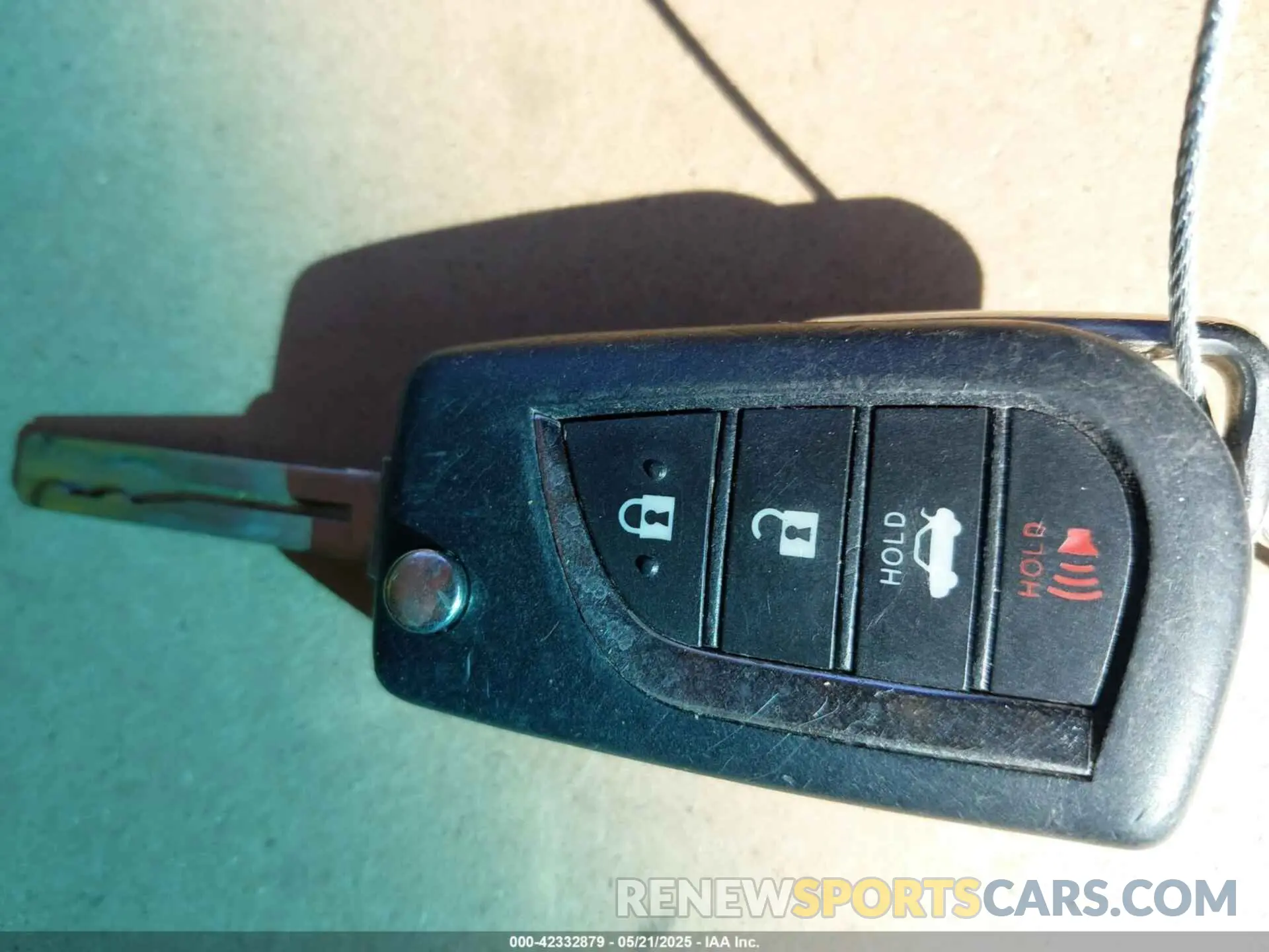 11 fotografías del automóvil dañado 4T1B11HK4KU781985 TOYOTA CAMRY 2019