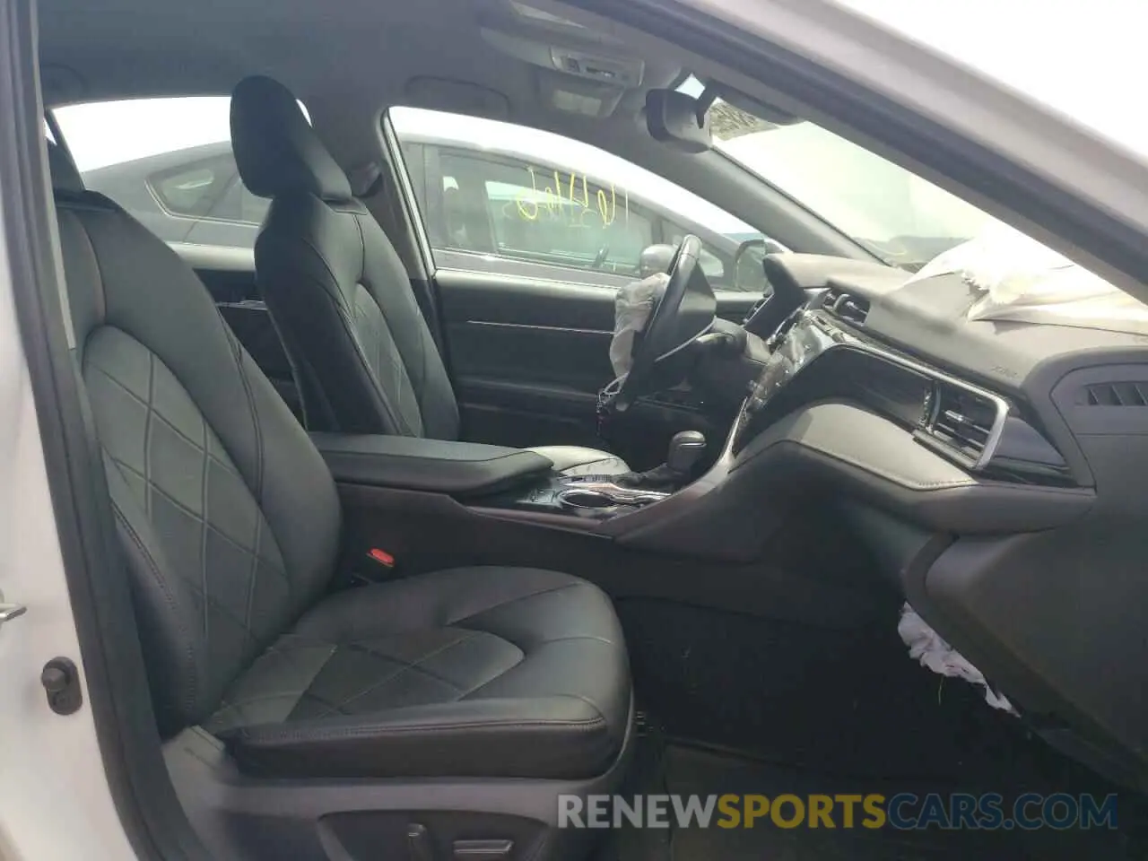 5 fotografías del automóvil dañado 4T1B11HK4KU794316 TOYOTA CAMRY 2019