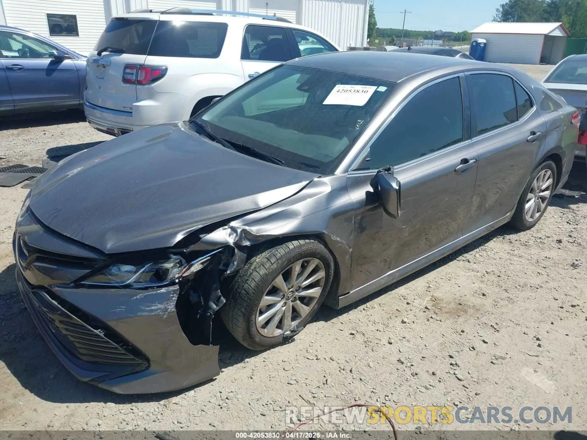 2 fotografías del automóvil dañado 4T1B11HK4KU797720 TOYOTA CAMRY 2019