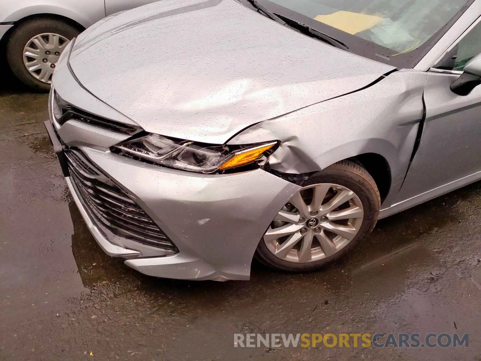 9 fotografías del automóvil dañado 4T1B11HK4KU801555 TOYOTA CAMRY 2019