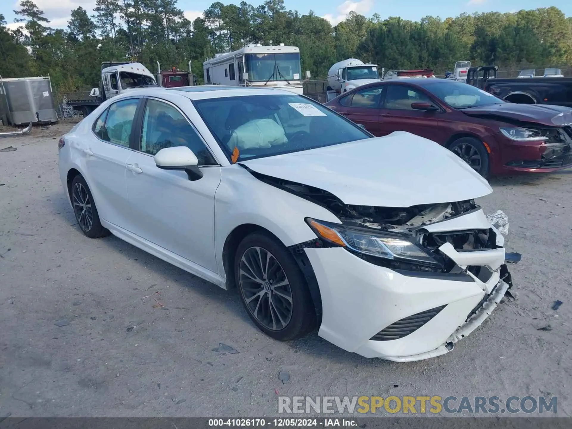 1 fotografías del automóvil dañado 4T1B11HK4KU807498 TOYOTA CAMRY 2019
