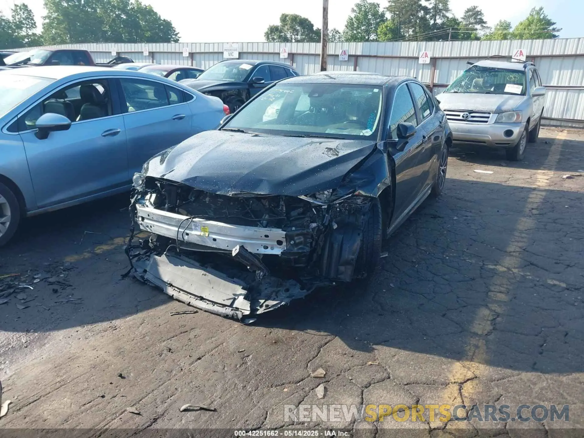 2 fotografías del automóvil dañado 4T1B11HK4KU807730 TOYOTA CAMRY 2019