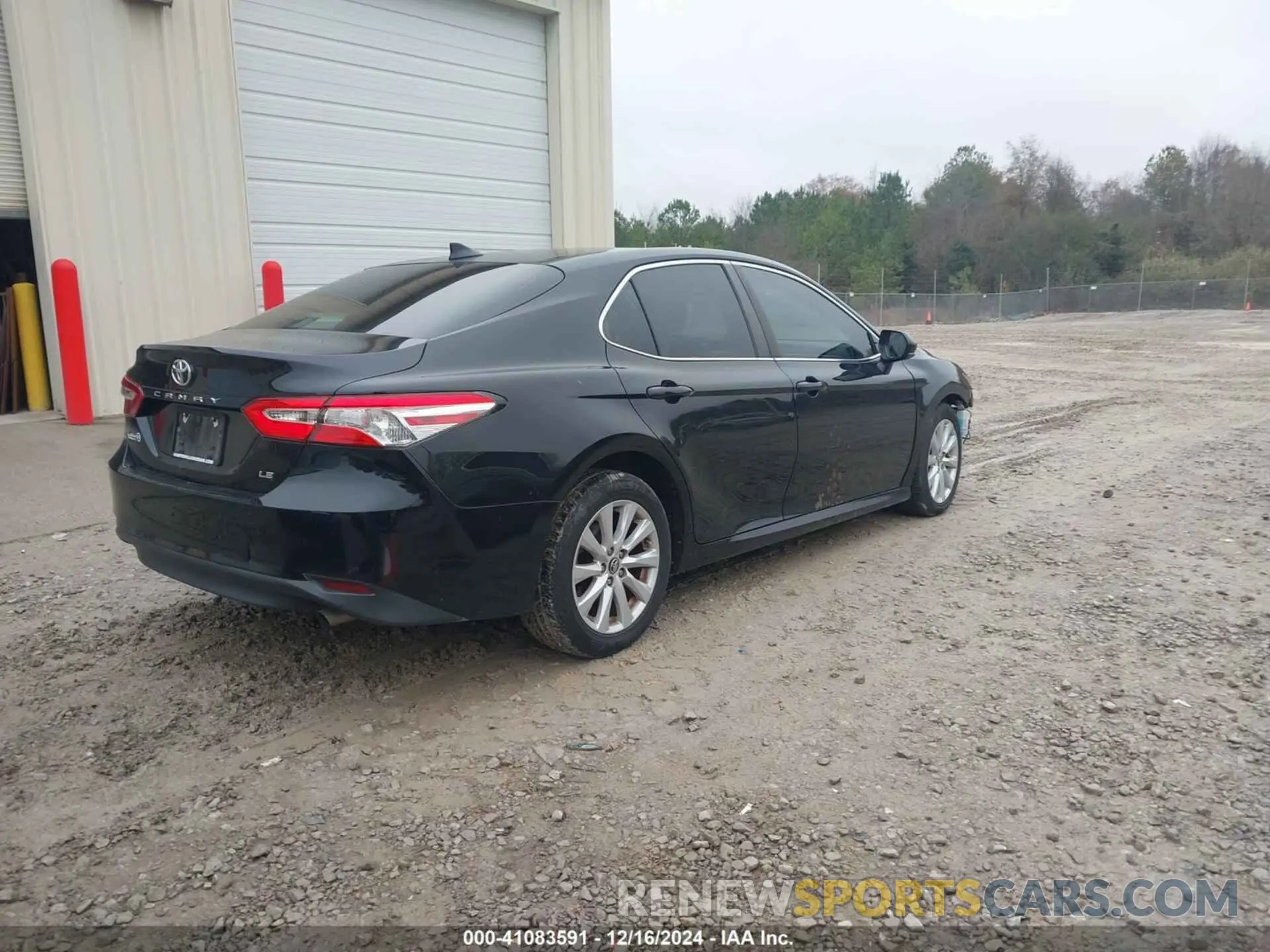 4 fotografías del automóvil dañado 4T1B11HK4KU810482 TOYOTA CAMRY 2019