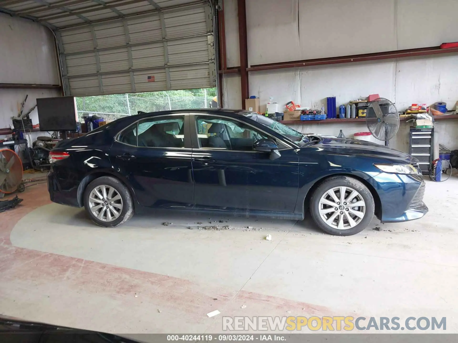 14 fotografías del automóvil dañado 4T1B11HK4KU812068 TOYOTA CAMRY 2019
