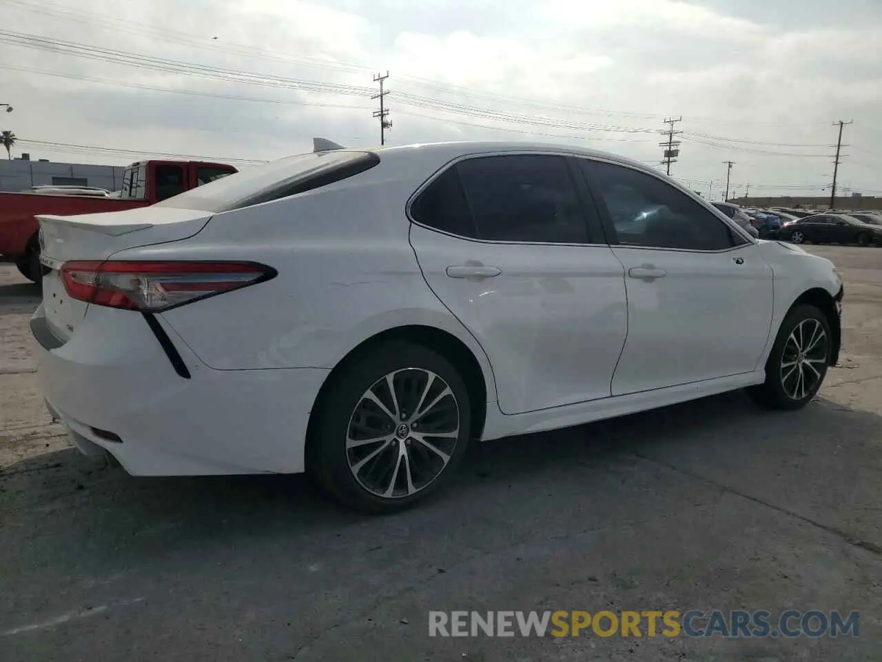 3 fotografías del automóvil dañado 4T1B11HK4KU812880 TOYOTA CAMRY 2019