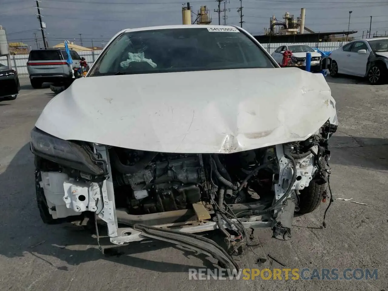 5 fotografías del automóvil dañado 4T1B11HK4KU812880 TOYOTA CAMRY 2019