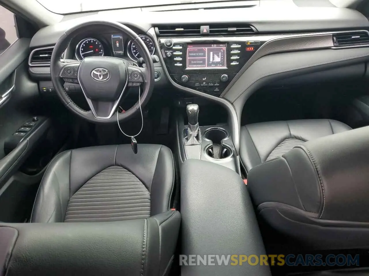 8 fotografías del automóvil dañado 4T1B11HK4KU830778 TOYOTA CAMRY 2019