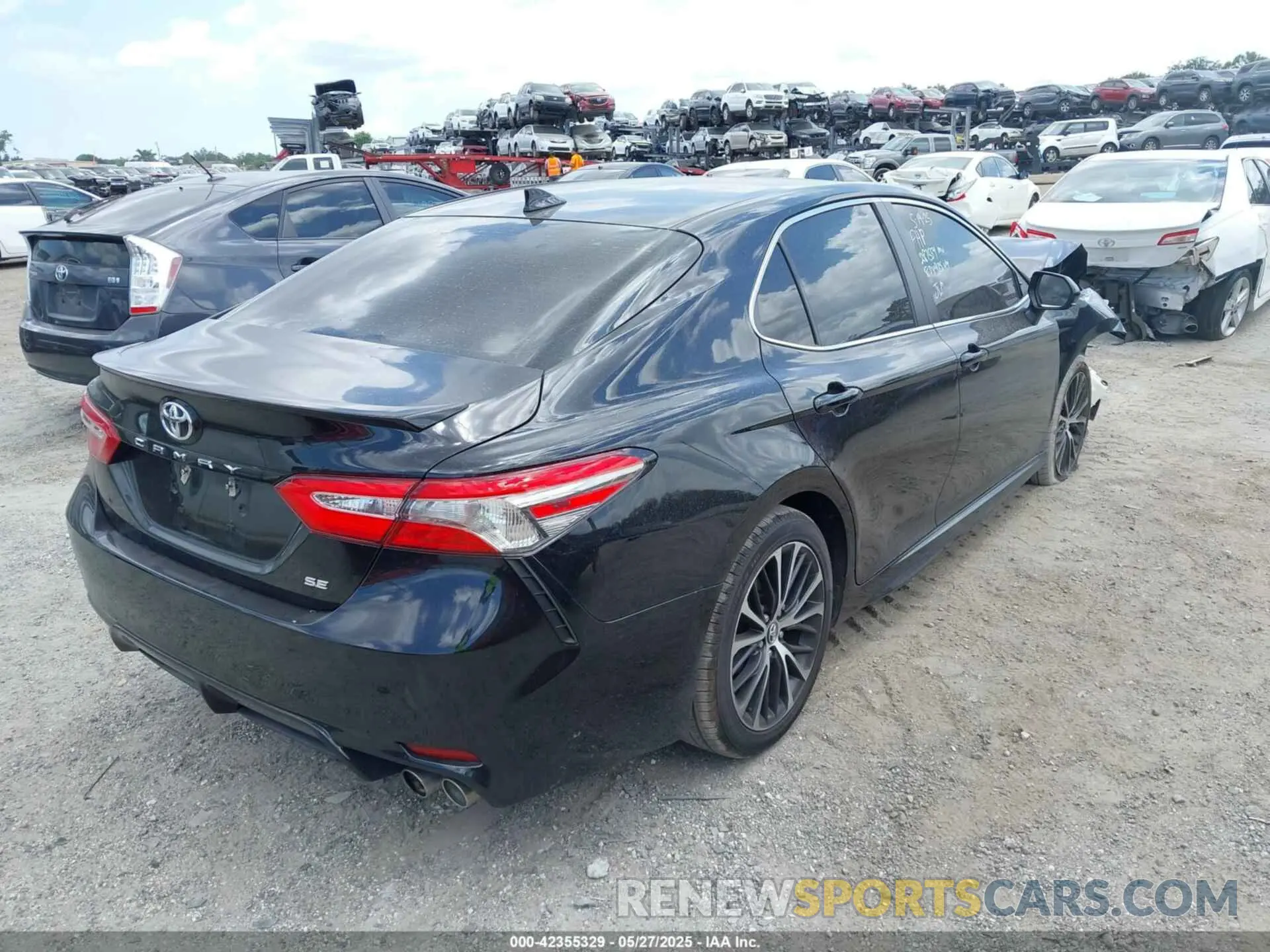 4 fotografías del automóvil dañado 4T1B11HK4KU834975 TOYOTA CAMRY 2019
