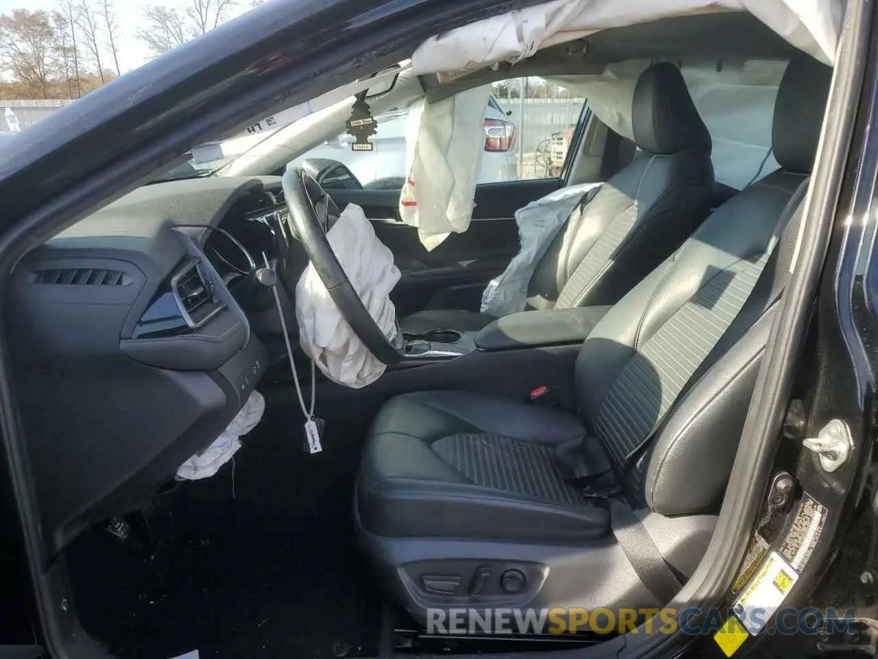 7 fotografías del automóvil dañado 4T1B11HK4KU837939 TOYOTA CAMRY 2019