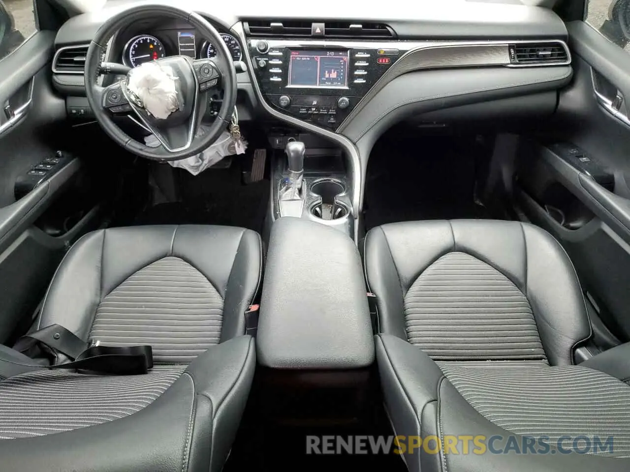 8 fotografías del automóvil dañado 4T1B11HK4KU840792 TOYOTA CAMRY 2019
