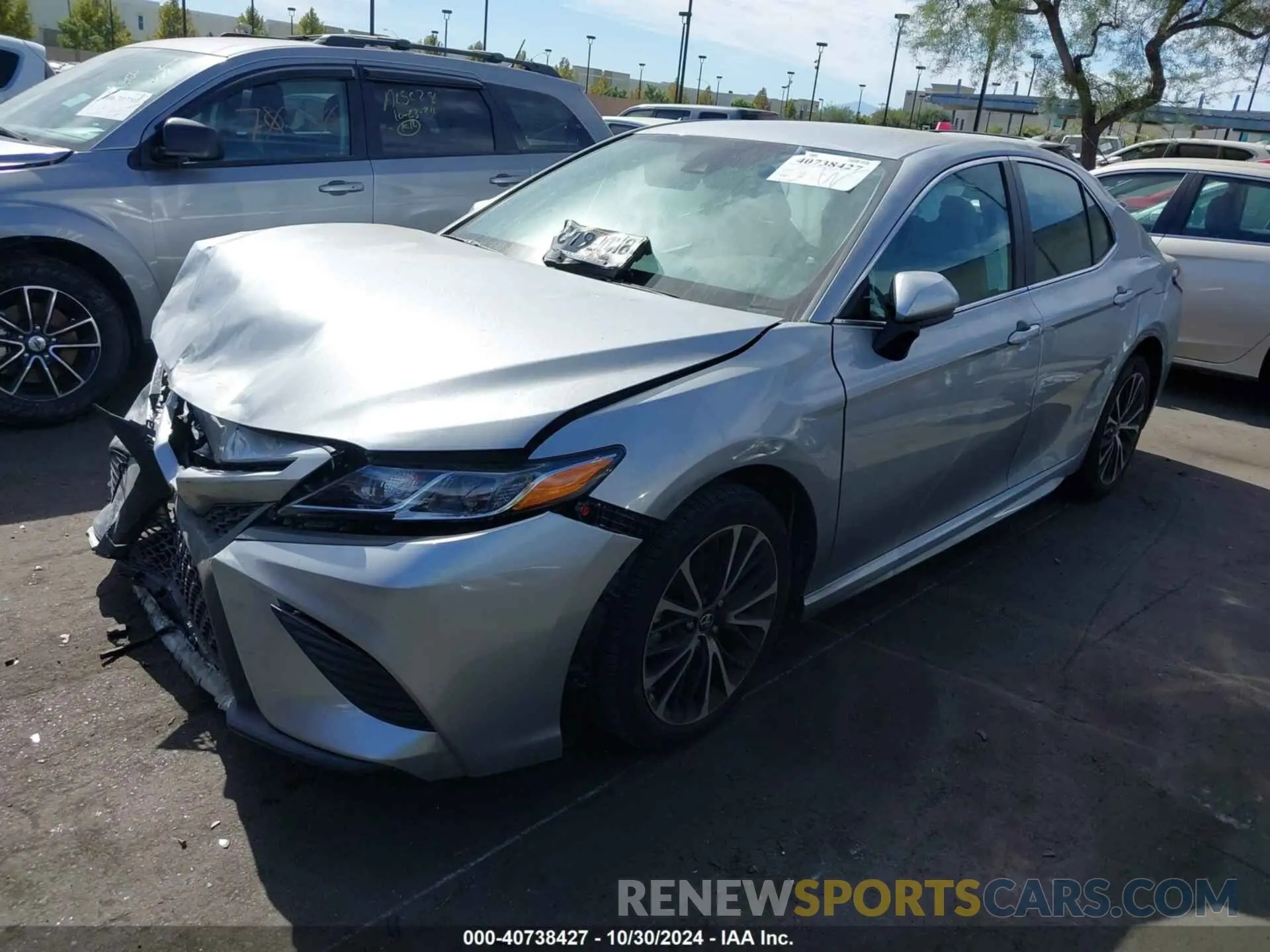2 fotografías del automóvil dañado 4T1B11HK4KU841263 TOYOTA CAMRY 2019