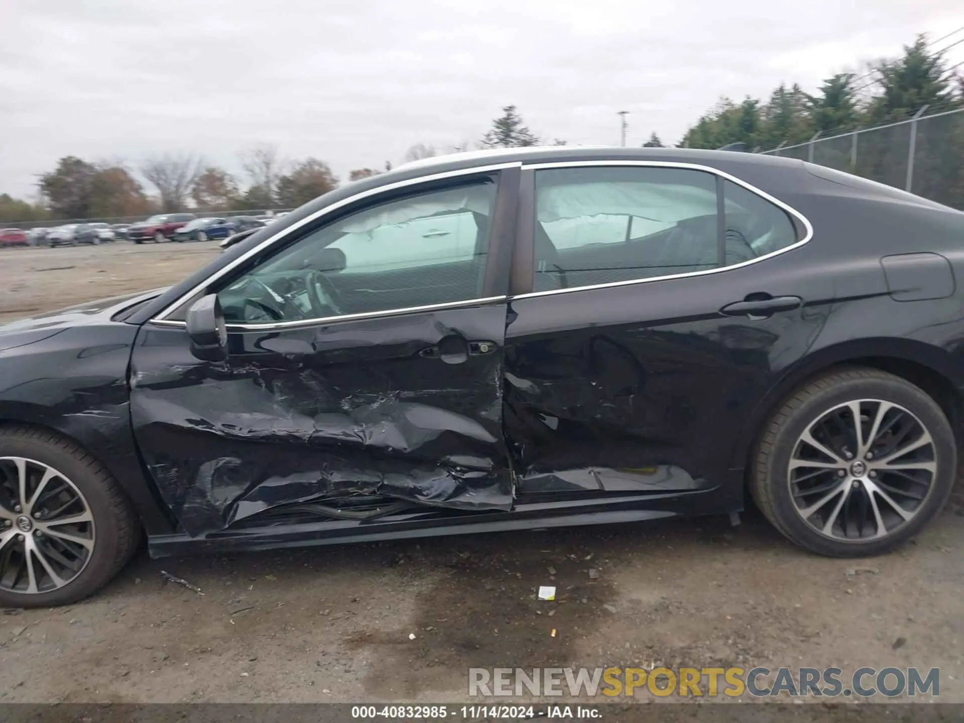 14 fotografías del automóvil dañado 4T1B11HK4KU842252 TOYOTA CAMRY 2019