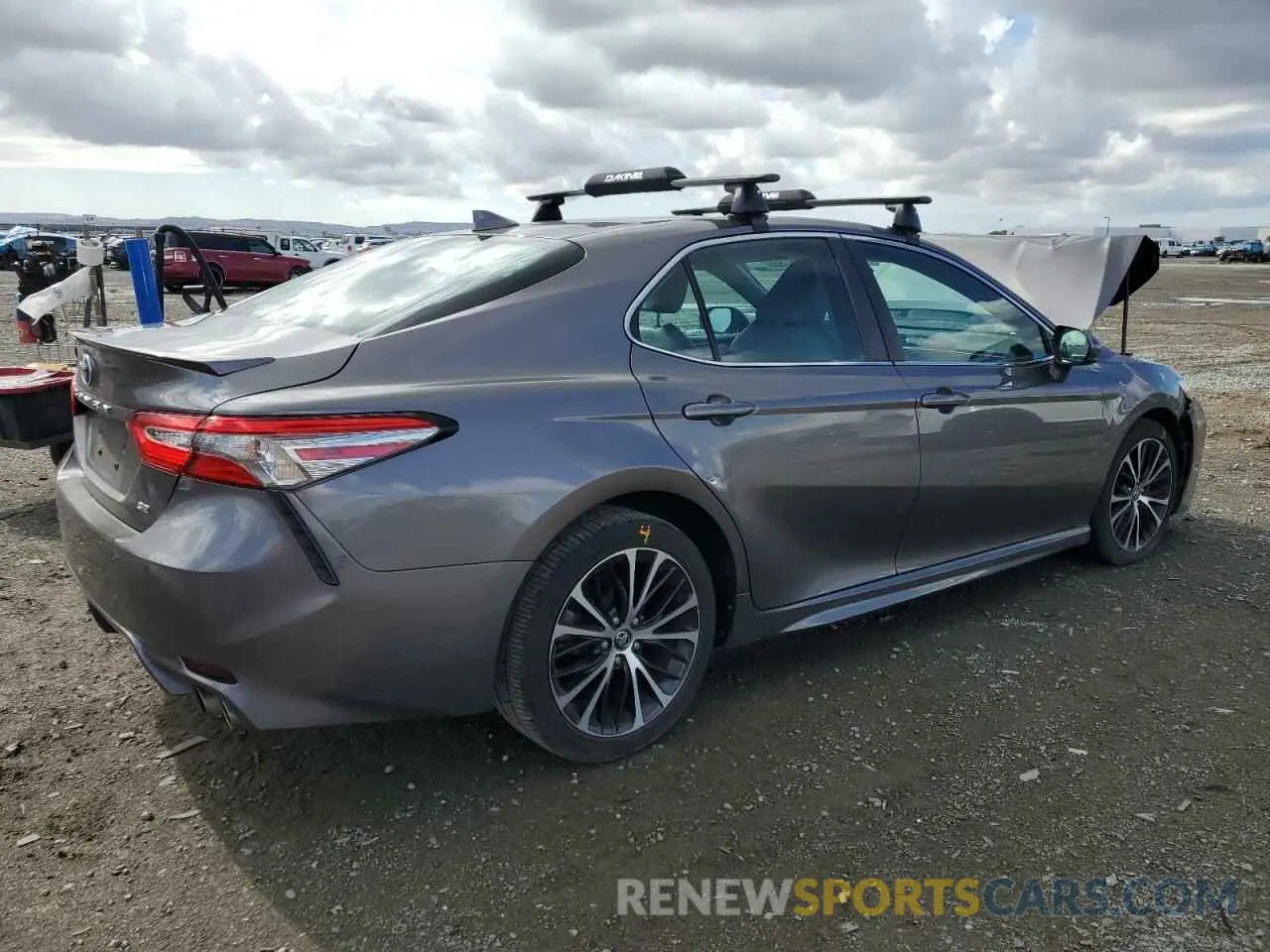 3 fotografías del automóvil dañado 4T1B11HK4KU845538 TOYOTA CAMRY 2019
