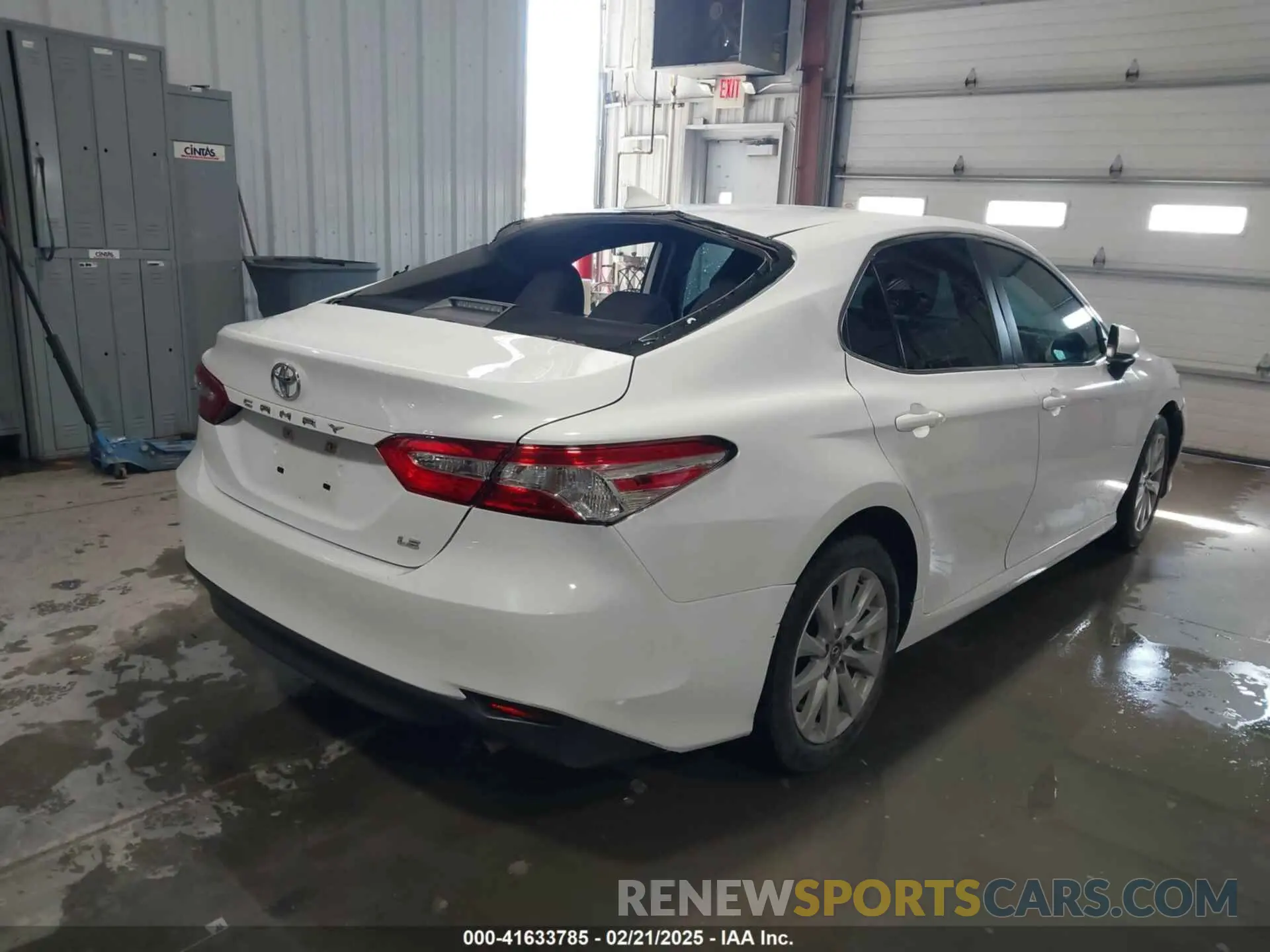 4 fotografías del automóvil dañado 4T1B11HK4KU853137 TOYOTA CAMRY 2019