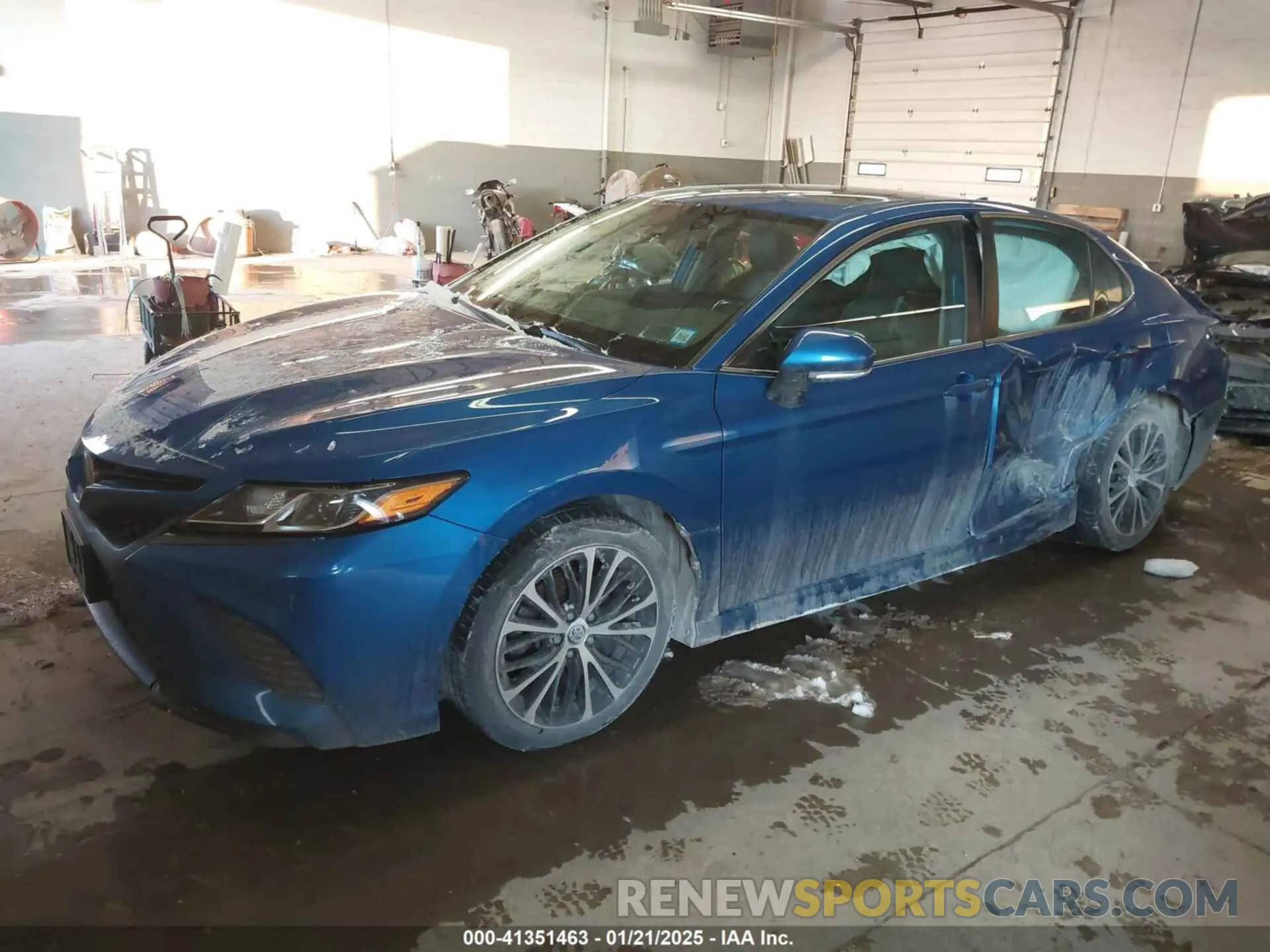 2 fotografías del automóvil dañado 4T1B11HK5KU159797 TOYOTA CAMRY 2019