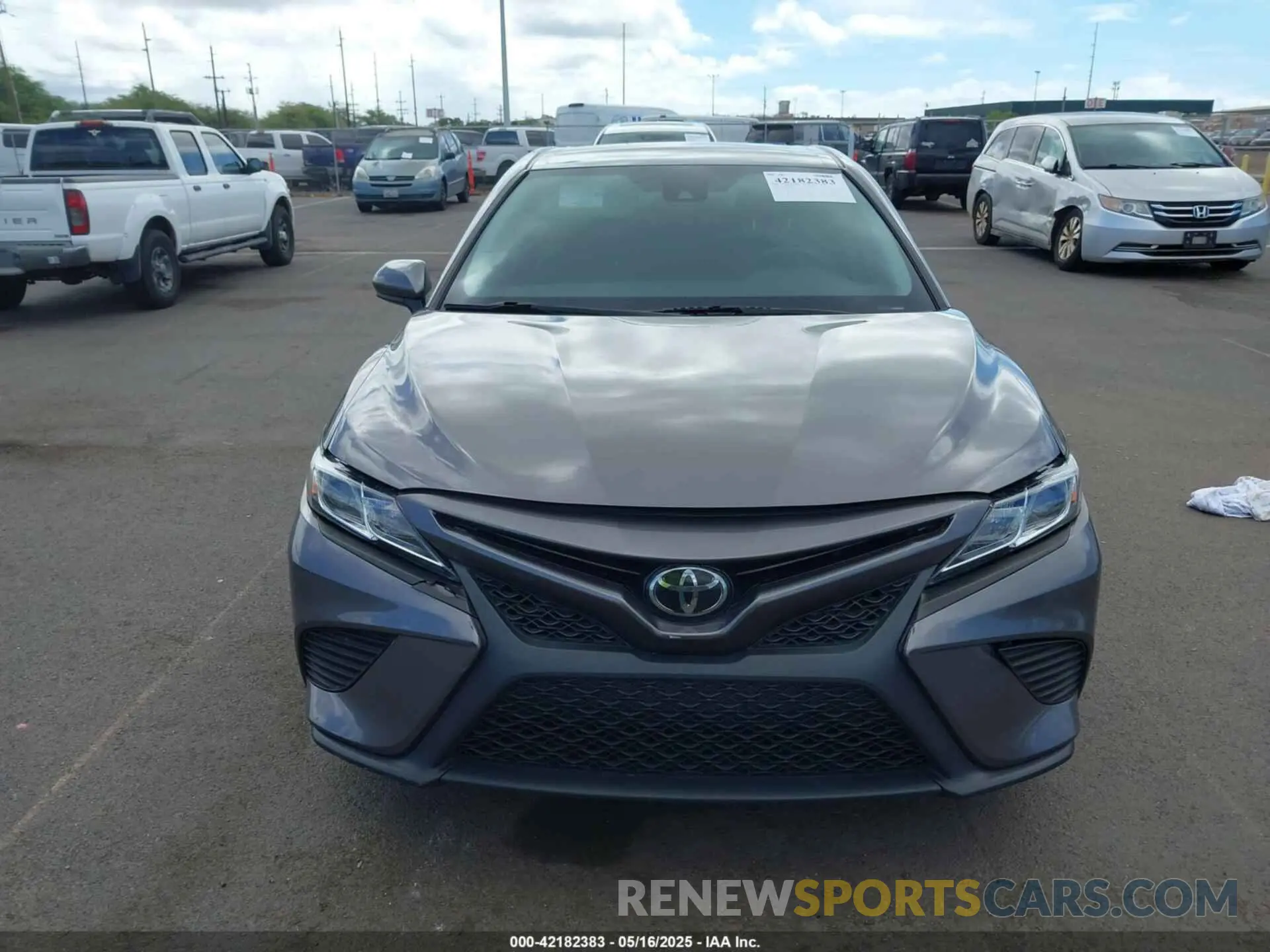 11 fotografías del automóvil dañado 4T1B11HK5KU165065 TOYOTA CAMRY 2019