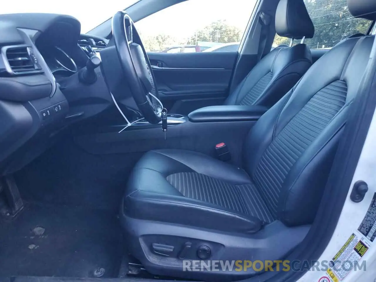 7 fotografías del automóvil dañado 4T1B11HK5KU172520 TOYOTA CAMRY 2019