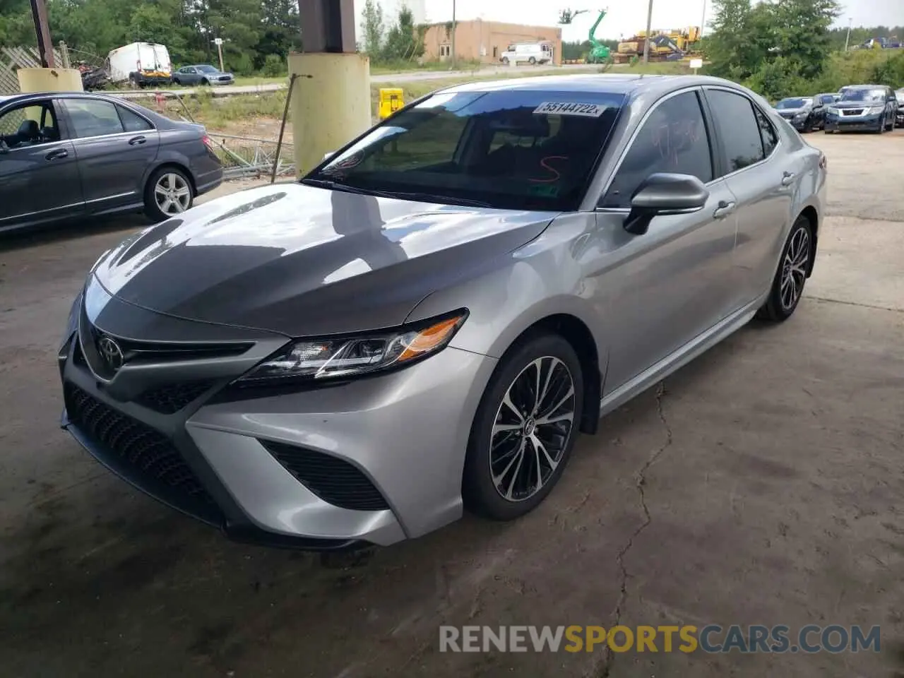 2 fotografías del automóvil dañado 4T1B11HK5KU174526 TOYOTA CAMRY 2019