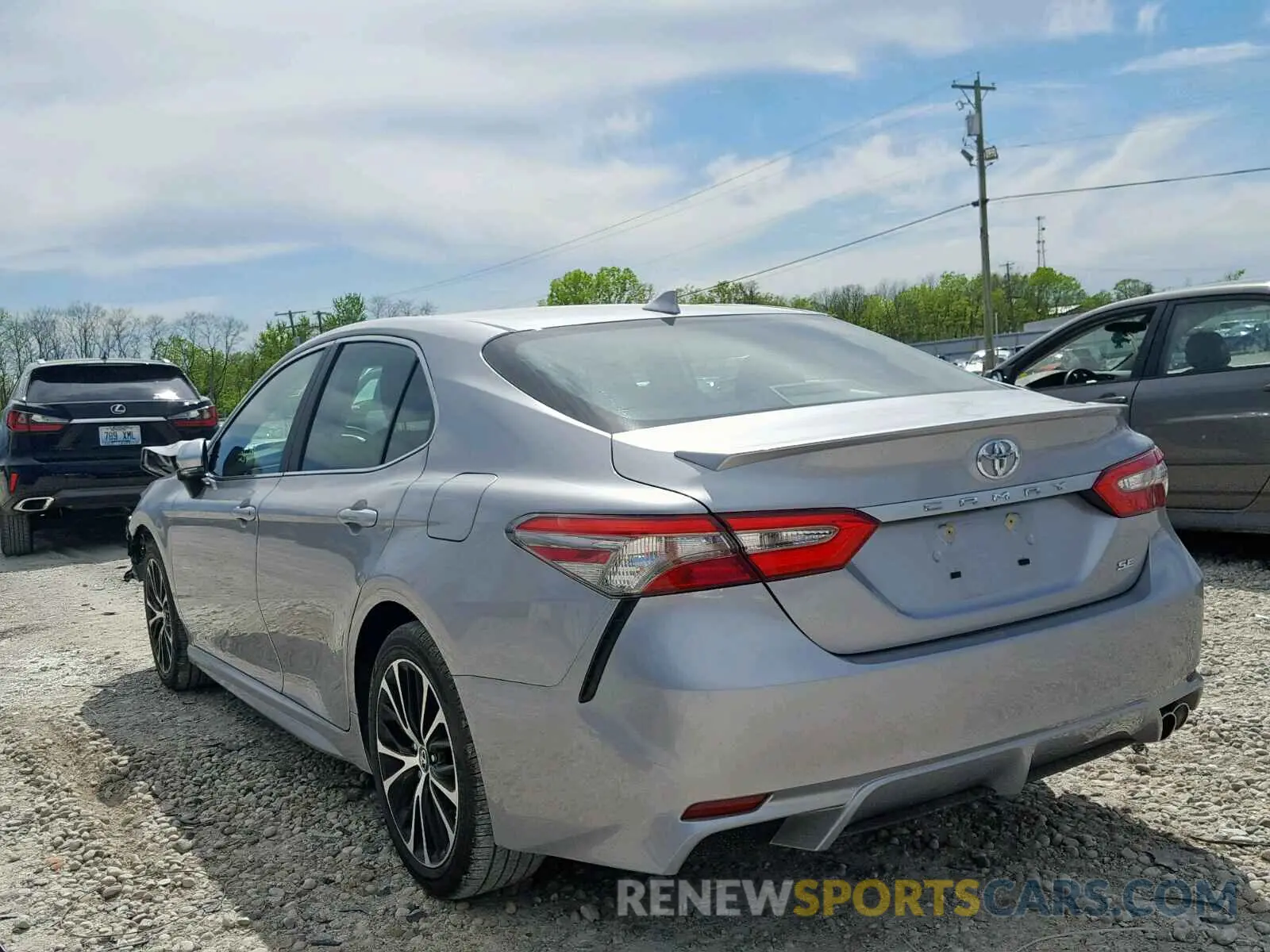 3 fotografías del automóvil dañado 4T1B11HK5KU178432 TOYOTA CAMRY 2019
