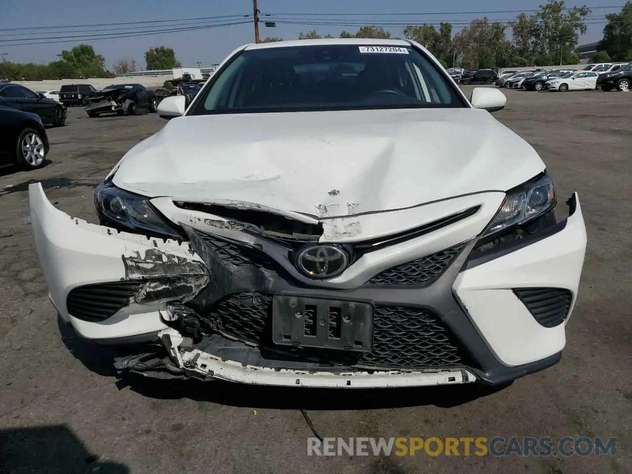 5 fotografías del automóvil dañado 4T1B11HK5KU186109 TOYOTA CAMRY 2019