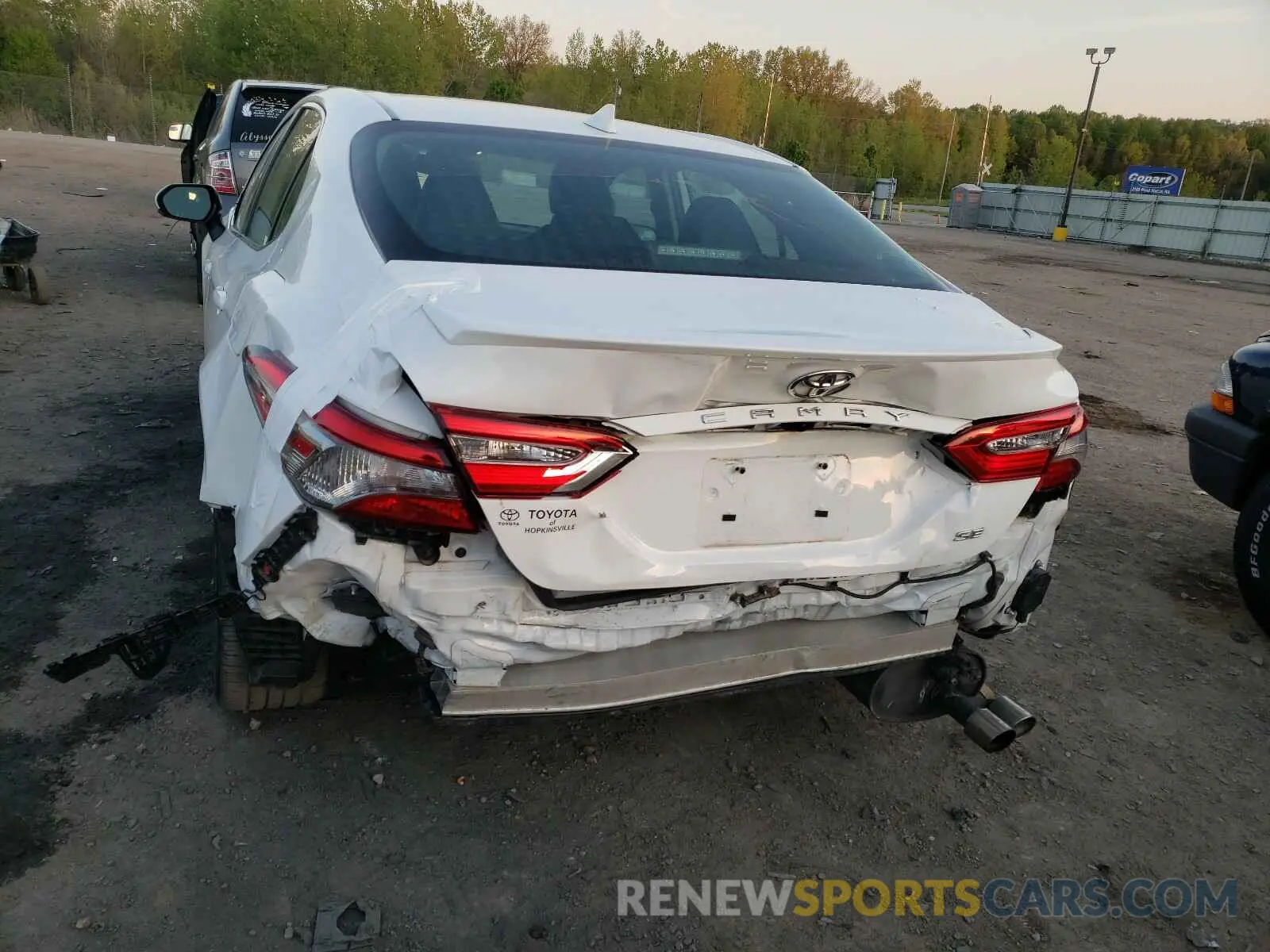 9 fotografías del automóvil dañado 4T1B11HK5KU188670 TOYOTA CAMRY 2019